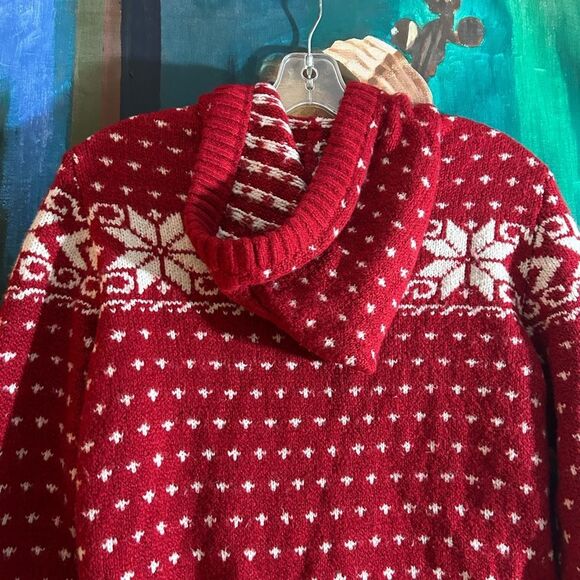 American Eagle Outfitters Red and White Christmas Turtleneck Sweater XS - Picture 11 of 14